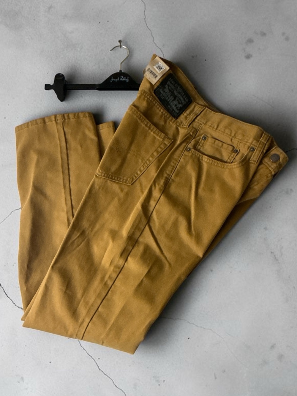 Levi's Men's Chinos in Mustard Yellow - NWT! W31/L32